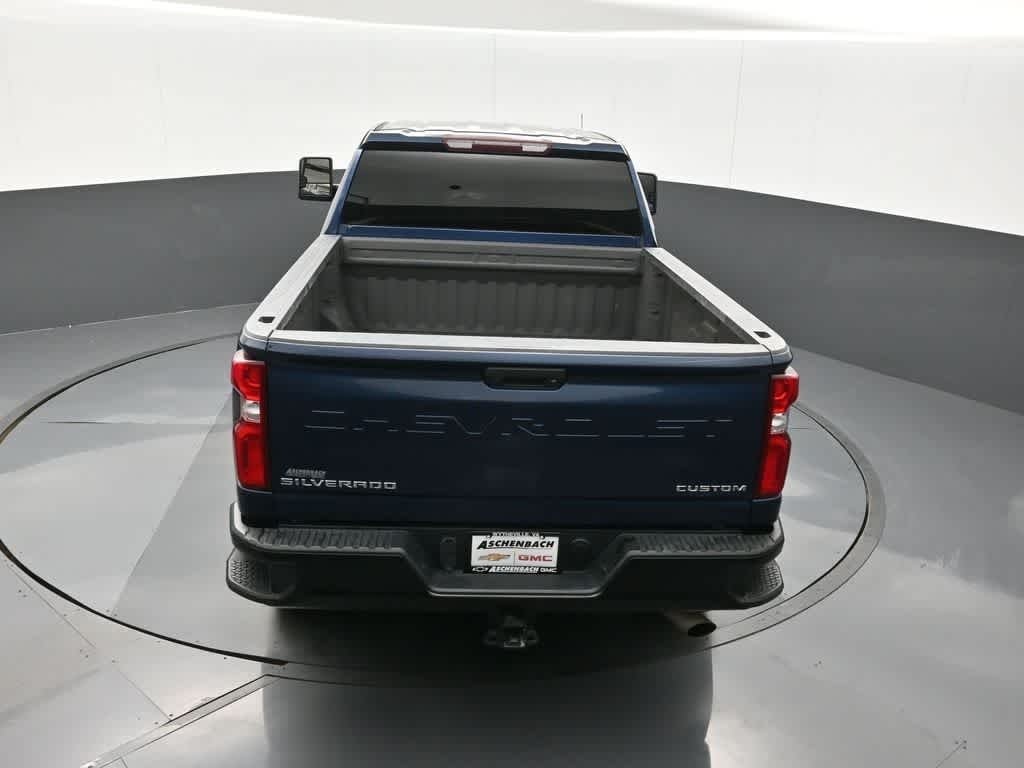 2020 Chevrolet Silverado 2500HD 4WD Crew Cab Standard Bed Custom