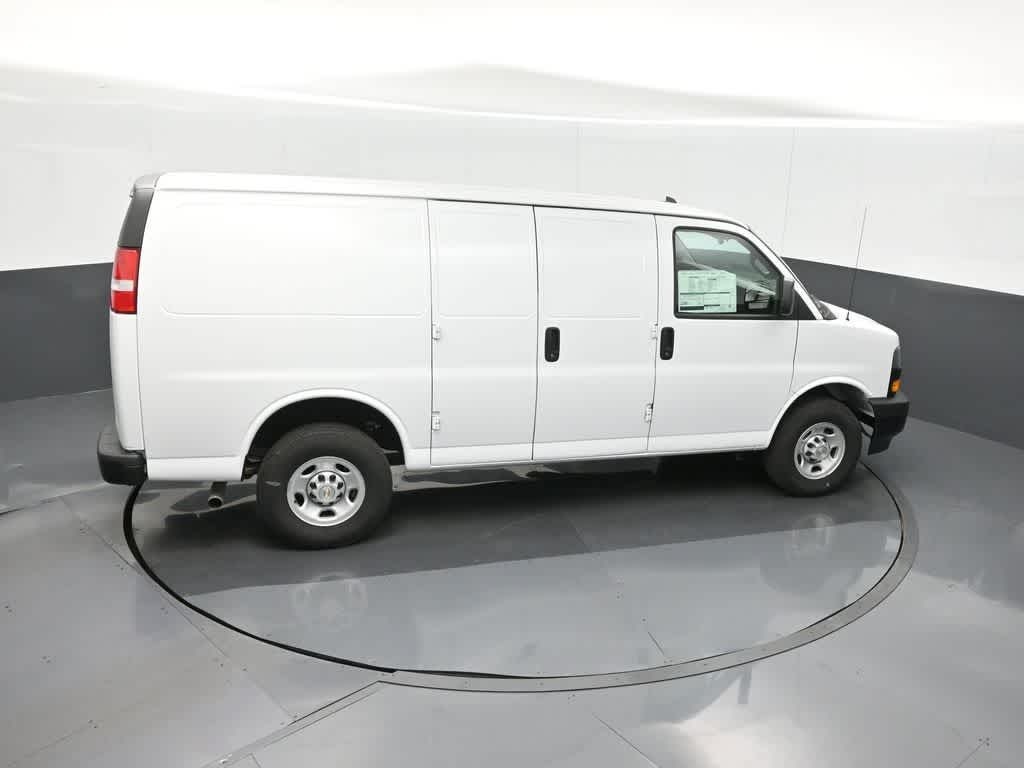 2024 Chevrolet Express Cargo RWD 2500 Regular Wheelbase WT