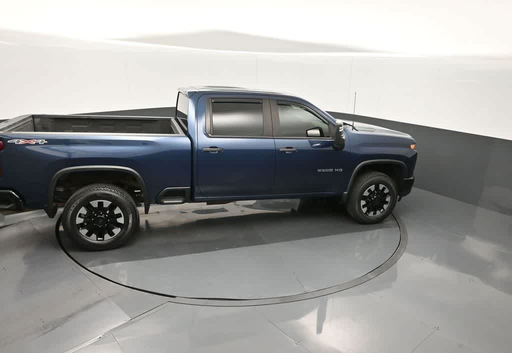 2020 Chevrolet Silverado 2500HD 4WD Crew Cab Standard Bed Custom