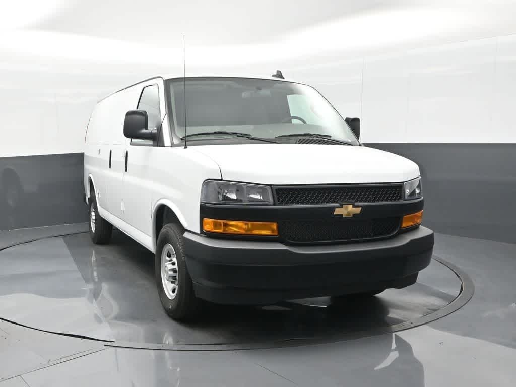 2024 Chevrolet Express Cargo RWD 2500 Regular Wheelbase WT