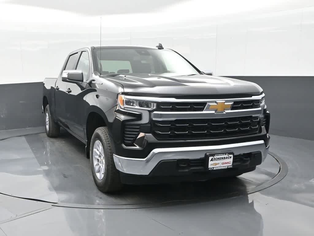 2026 Chevrolet Silverado 1500 4WD Crew Cab Standard Bed LT