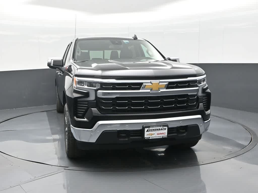 2026 Chevrolet Silverado 1500 4WD Crew Cab Standard Bed LT