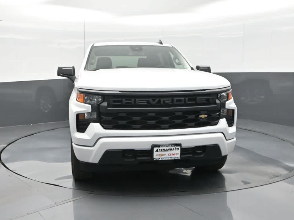 2026 Chevrolet Silverado 1500 4WD Crew Cab Standard Bed Custom