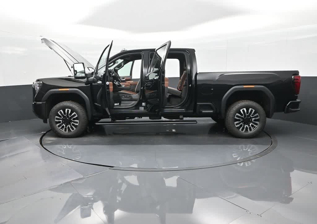 2025 GMC Sierra 2500HD 4WD Crew Cab Standard Bed Denali Ultimate
