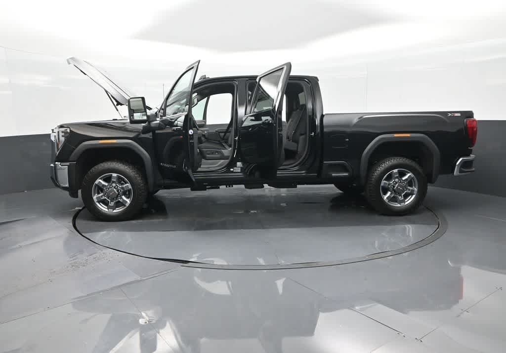 2025 GMC Sierra 2500HD 4WD Crew Cab Standard Bed SLE