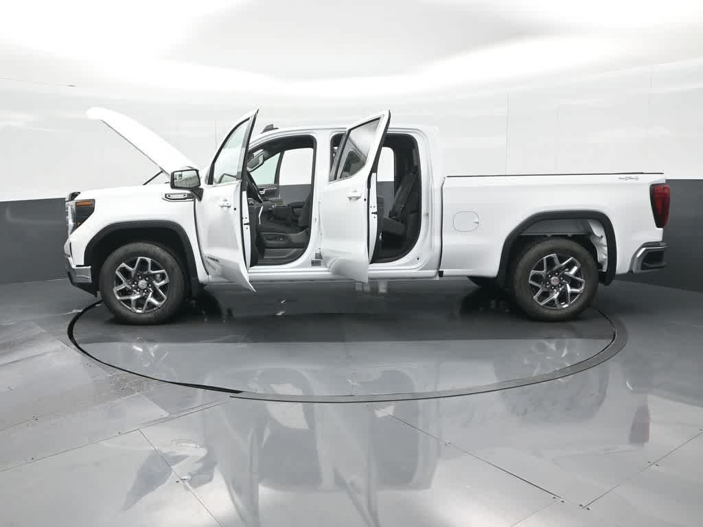 2025 GMC Sierra 1500 4WD Crew Cab Standard Box SLE