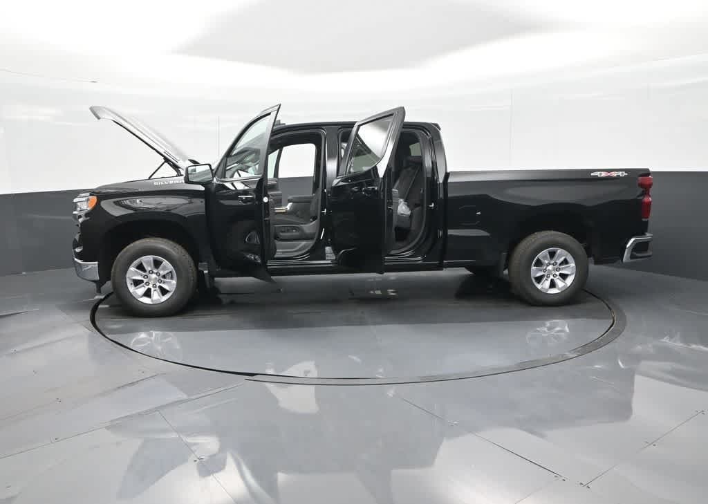 2026 Chevrolet Silverado 1500 4WD Crew Cab Standard Bed LT