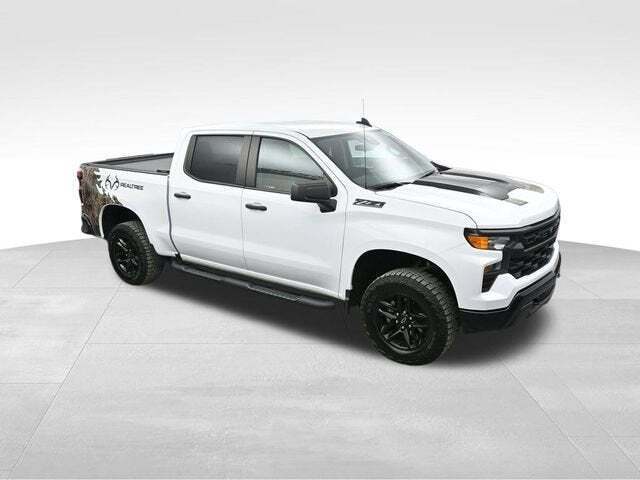 2023 Chevrolet Silverado 1500 4WD Crew Cab Short Bed Custom Trail Boss