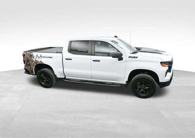 2023 Chevrolet Silverado 1500 4WD Crew Cab Short Bed Custom Trail Boss
