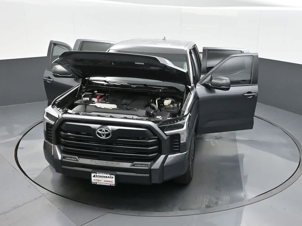 2024 Toyota Tundra SR5 4WD