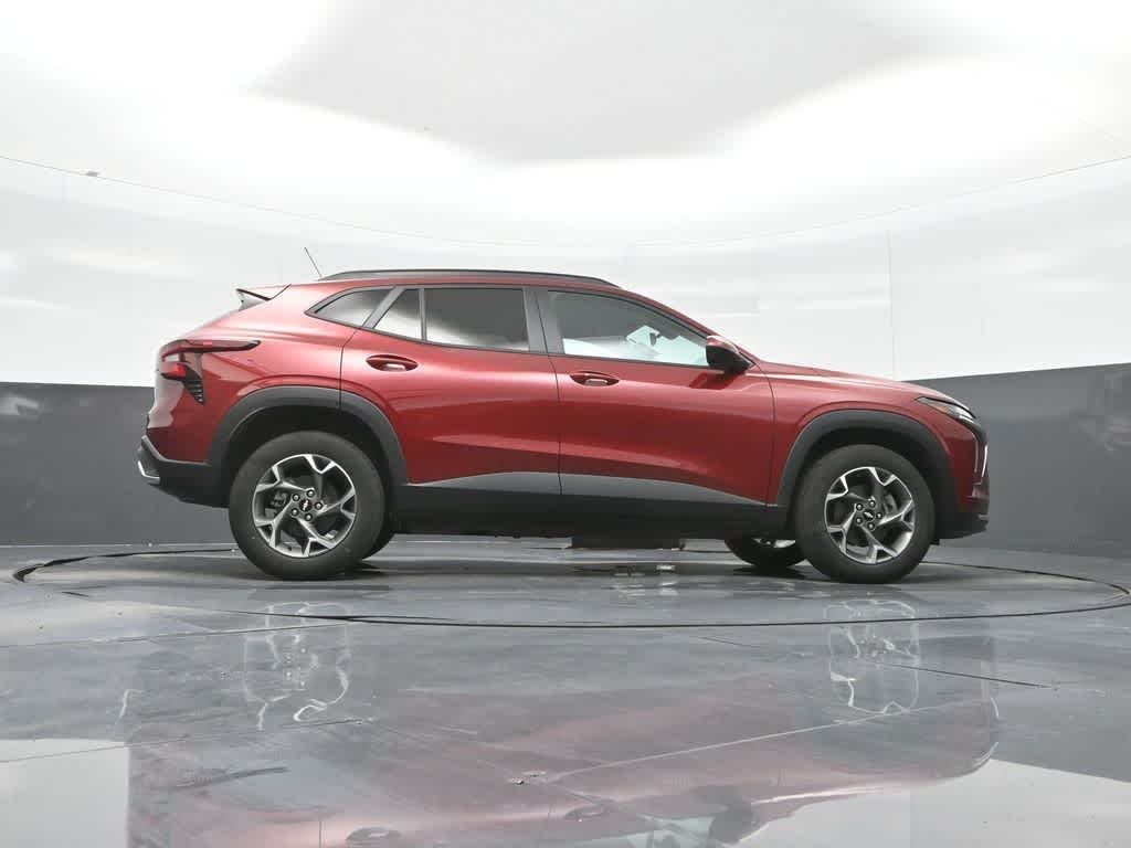 2024 Chevrolet Trax FWD LT