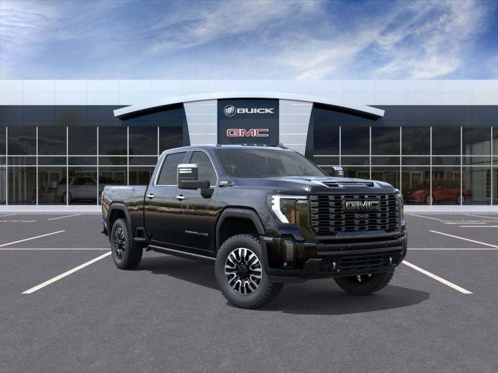 2025 GMC Sierra 2500HD 4WD Crew Cab Standard Bed Denali Ultimate