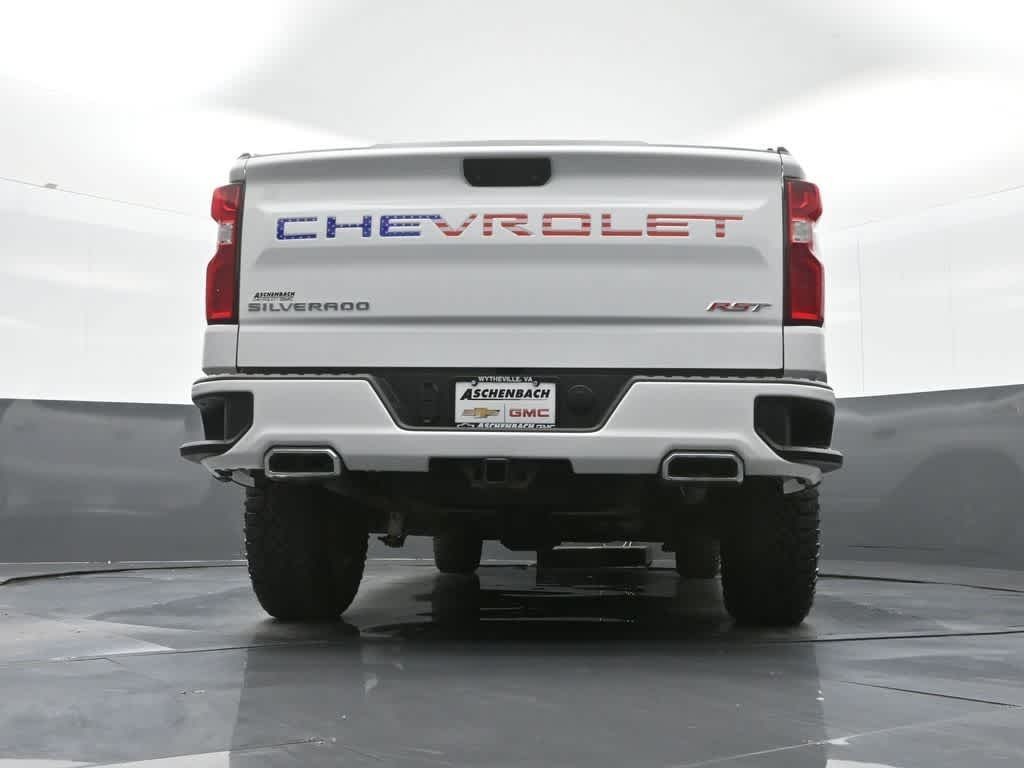 2020 Chevrolet Silverado 1500 4WD Crew Cab Short Bed RST