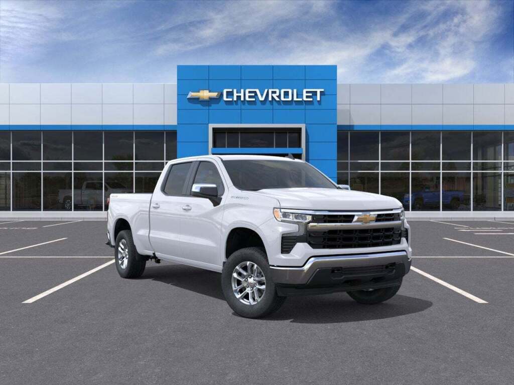 2026 Chevrolet Silverado 1500 4WD Crew Cab Standard Bed LT