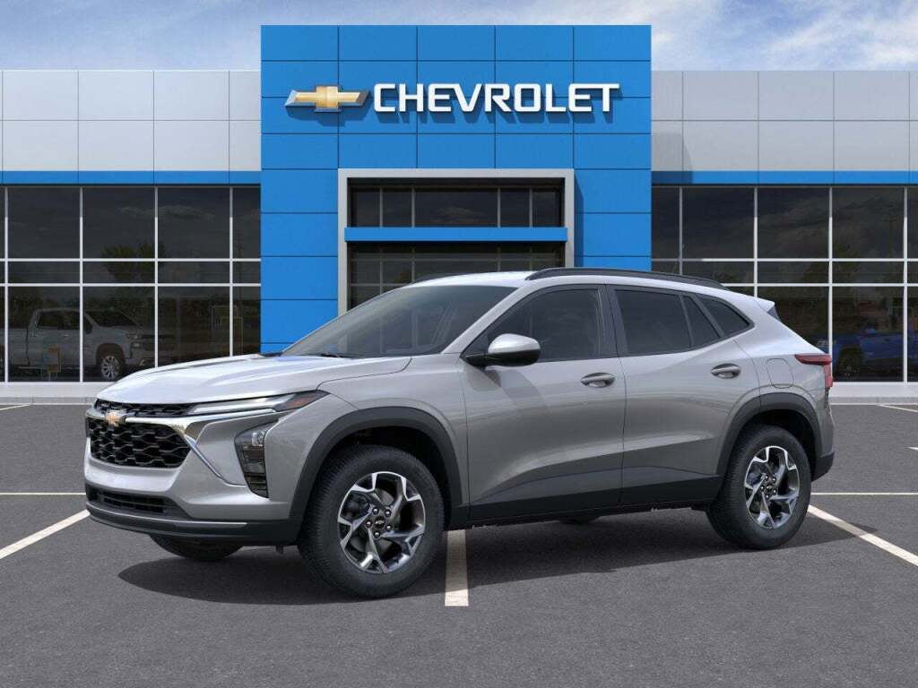 2025 Chevrolet Trax FWD LT
