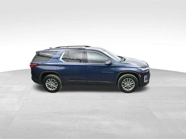 2023 Chevrolet Traverse AWD LT Cloth
