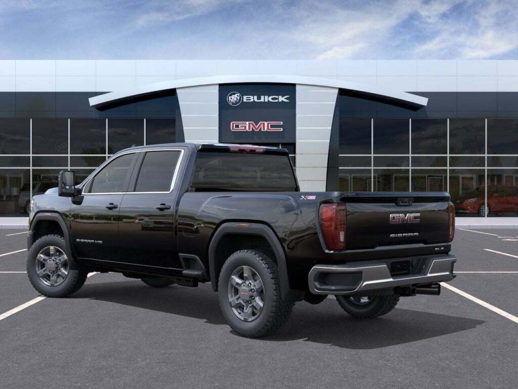 2025 GMC Sierra 2500HD 4WD Crew Cab Standard Bed SLE