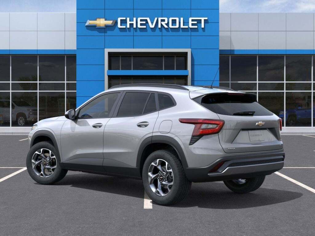 2025 Chevrolet Trax FWD LT