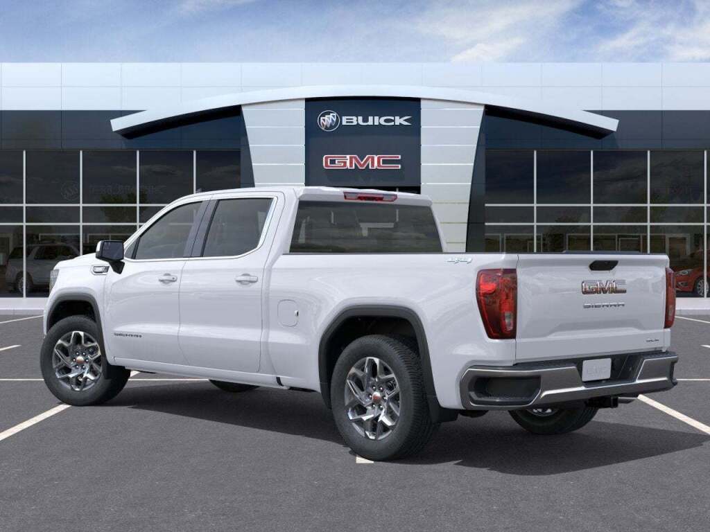 2025 GMC Sierra 1500 4WD Crew Cab Standard Box SLE