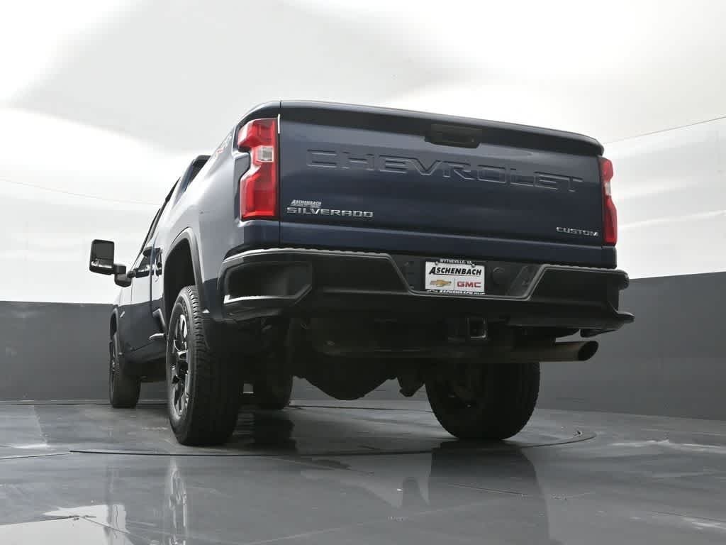 2020 Chevrolet Silverado 2500HD 4WD Crew Cab Standard Bed Custom