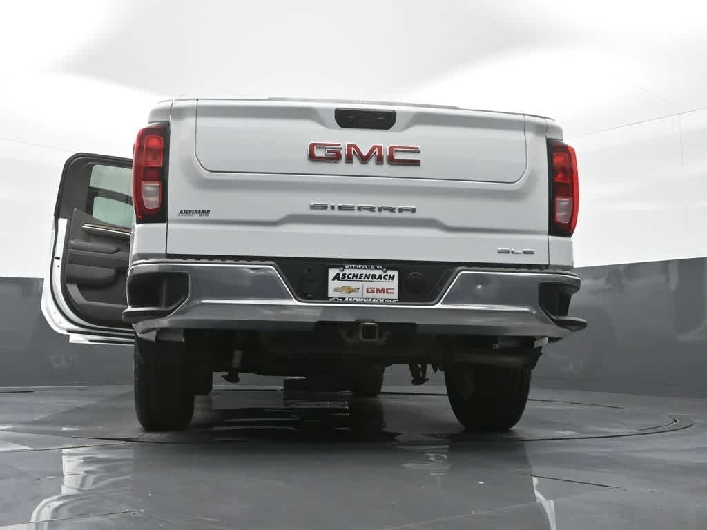 2023 GMC Sierra 1500 4WD Crew Cab Short Box SLE