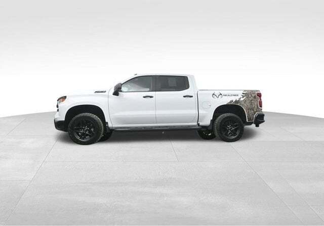 2023 Chevrolet Silverado 1500 4WD Crew Cab Short Bed Custom Trail Boss