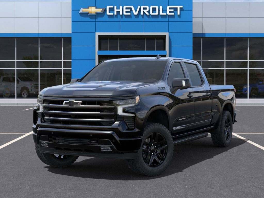 2025 Chevrolet Silverado 1500 4WD Crew Cab Standard Bed High Country