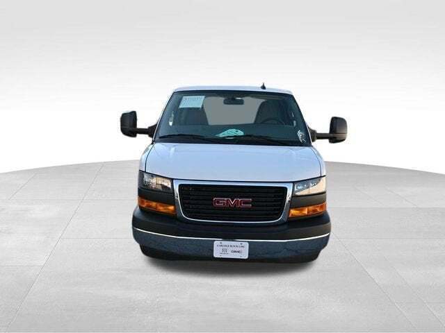2023 GMC Savana Cutaway 4500 Van