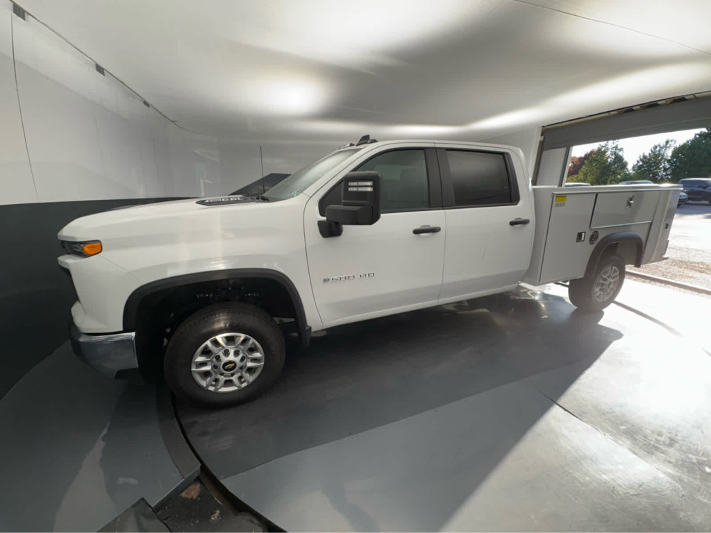 2025 Chevrolet Silverado 2500HD 4WD Crew Cab Long Bed Work Truck