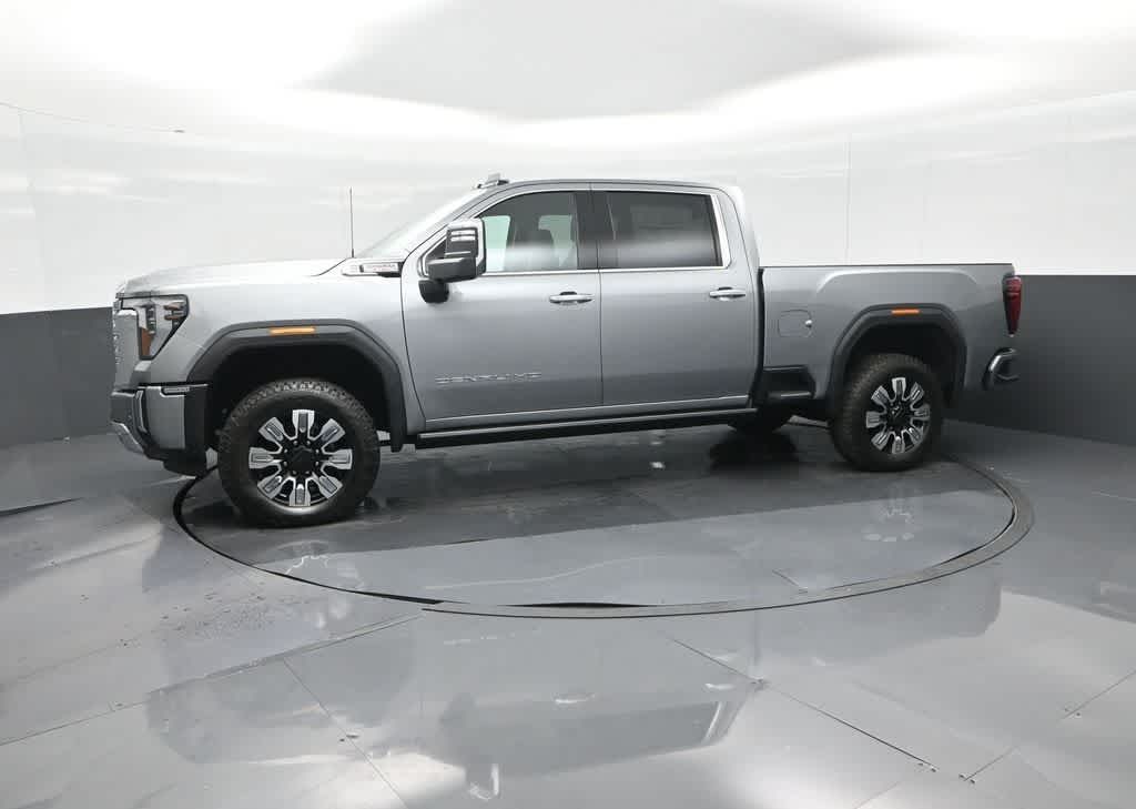 2025 GMC Sierra 2500HD 4WD Crew Cab Standard Bed Denali