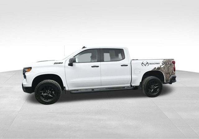 2023 Chevrolet Silverado 1500 4WD Crew Cab Short Bed Custom Trail Boss