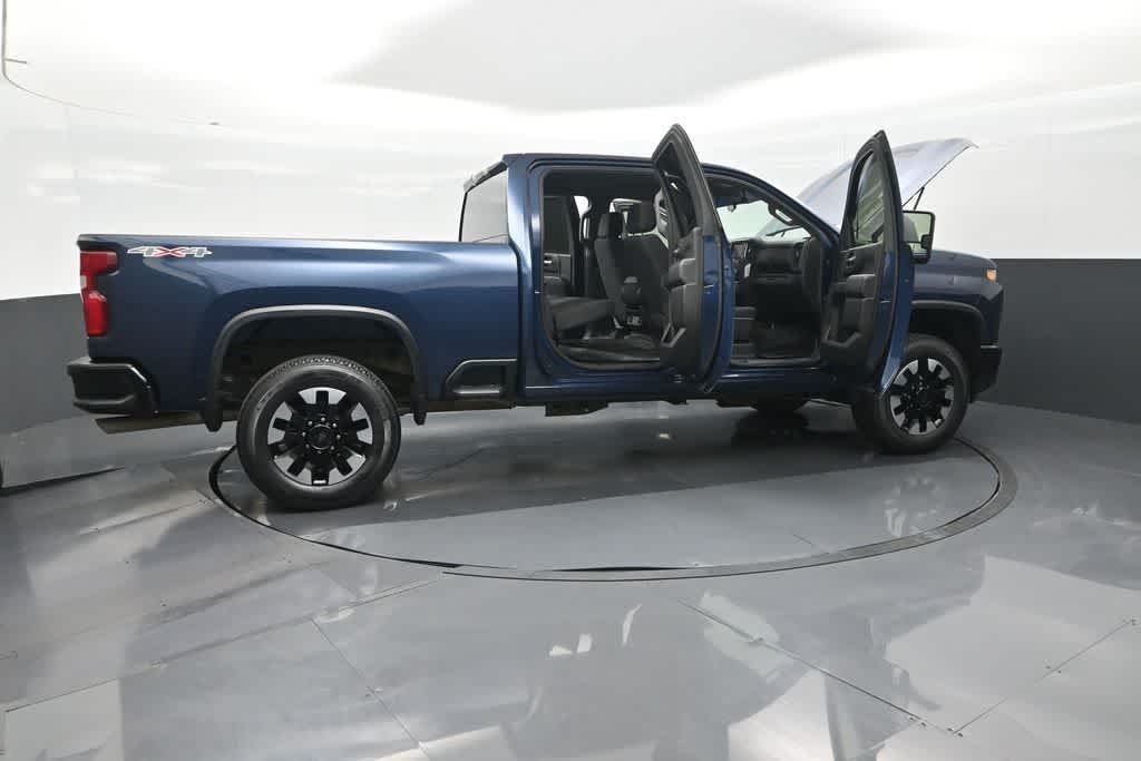 2020 Chevrolet Silverado 2500HD 4WD Crew Cab Standard Bed Custom