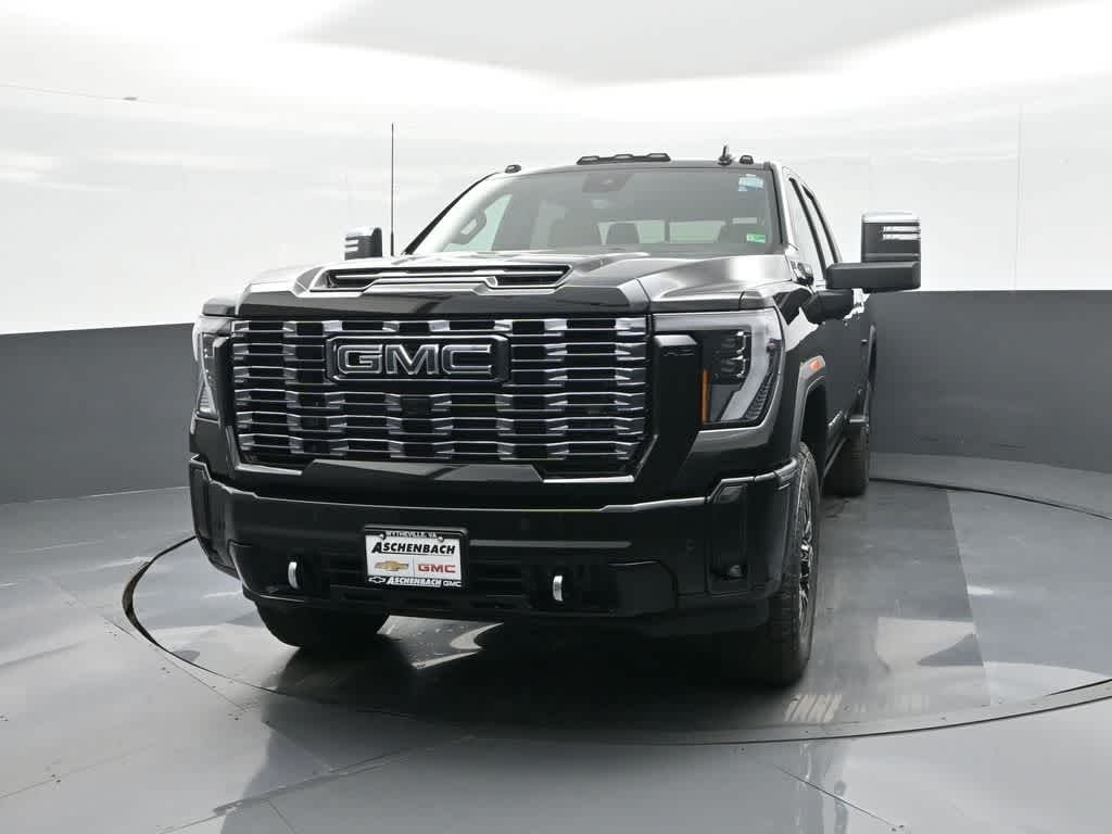 2025 GMC Sierra 2500HD 4WD Crew Cab Standard Bed Denali Ultimate
