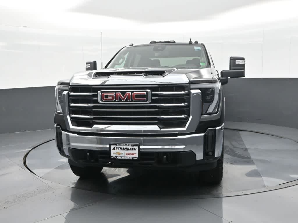 2025 GMC Sierra 2500HD 4WD Crew Cab Standard Bed SLE