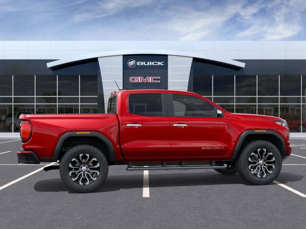 2026 GMC Canyon 4WD Denali