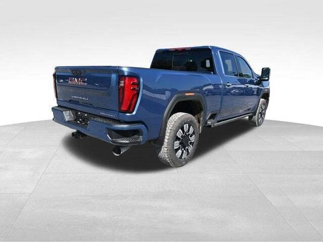 2025 GMC Sierra 2500HD 4WD Crew Cab Standard Bed Denali