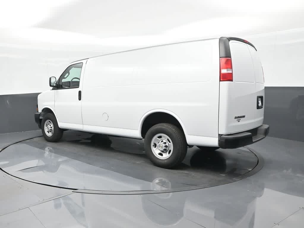 2024 Chevrolet Express Cargo RWD 2500 Regular Wheelbase WT
