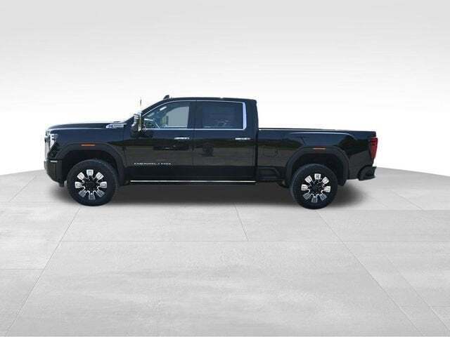 2025 GMC Sierra 2500HD 4WD Crew Cab Standard Bed Denali