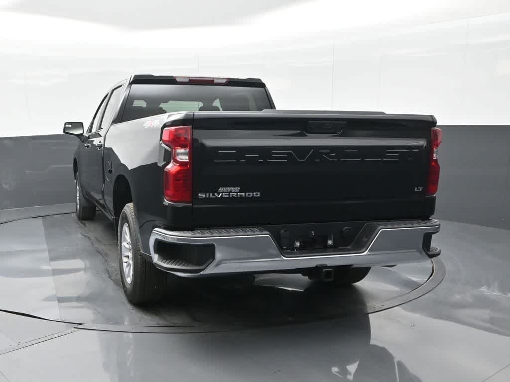 2026 Chevrolet Silverado 1500 4WD Crew Cab Standard Bed LT