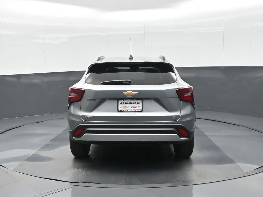 2025 Chevrolet Trax FWD LT