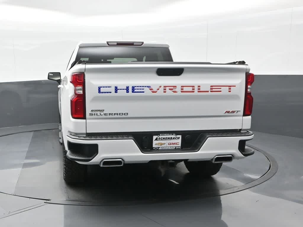 2020 Chevrolet Silverado 1500 4WD Crew Cab Short Bed RST