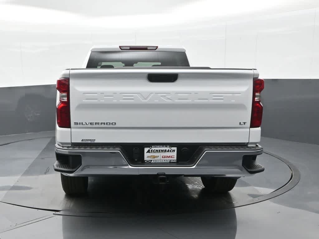 2026 Chevrolet Silverado 1500 4WD Crew Cab Standard Bed LT