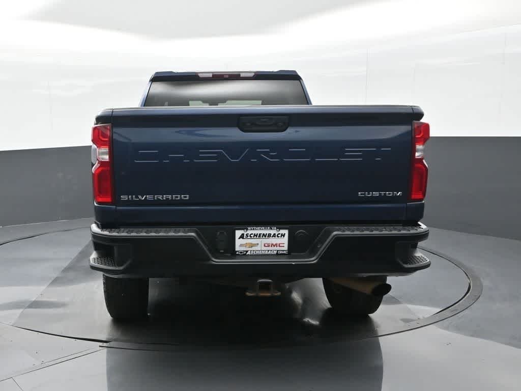 2021 Chevrolet Silverado 2500HD 4WD Crew Cab Standard Bed Custom