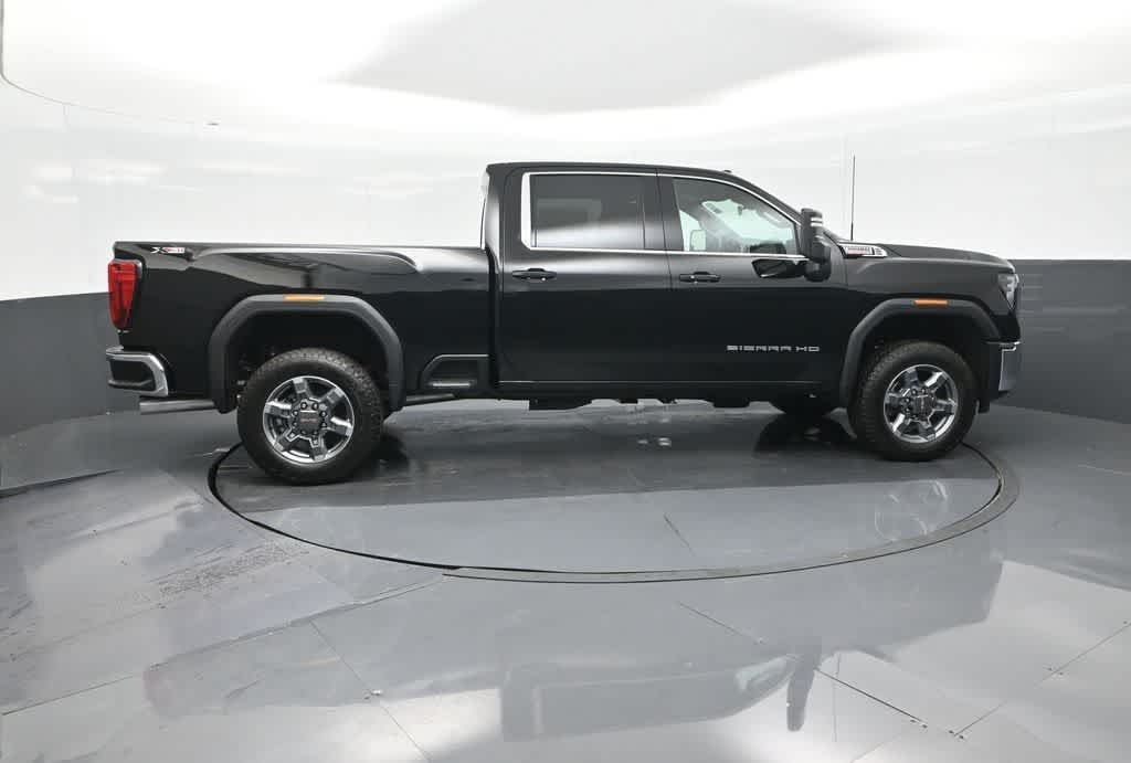 2025 GMC Sierra 2500HD 4WD Crew Cab Standard Bed SLE