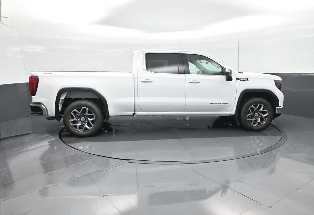 2025 GMC Sierra 1500 4WD Crew Cab Standard Box SLE
