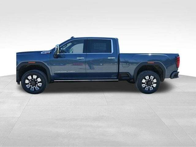 2025 GMC Sierra 2500HD 4WD Crew Cab Standard Bed Denali