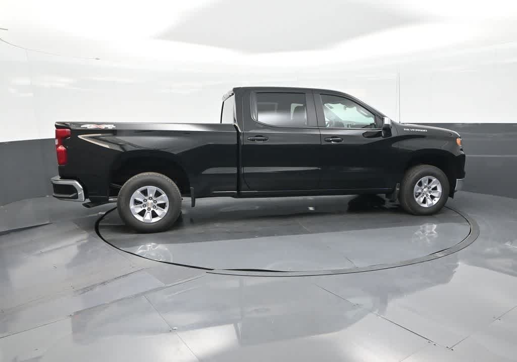2026 Chevrolet Silverado 1500 4WD Crew Cab Standard Bed LT