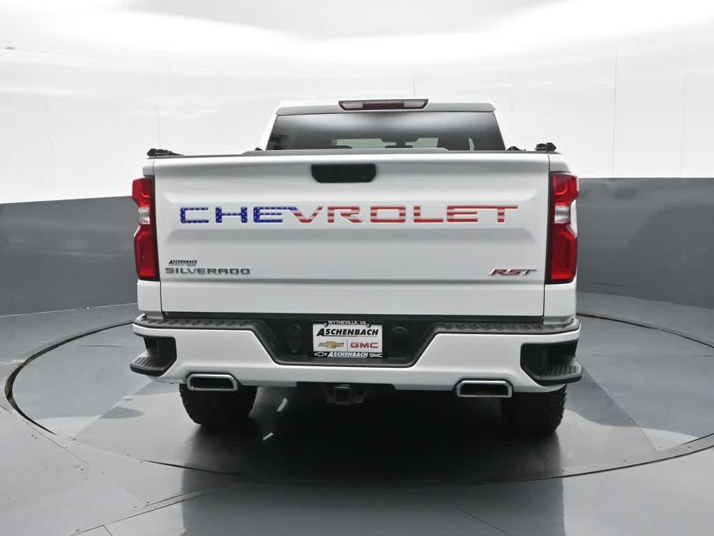 2020 Chevrolet Silverado 1500 4WD Crew Cab Short Bed RST