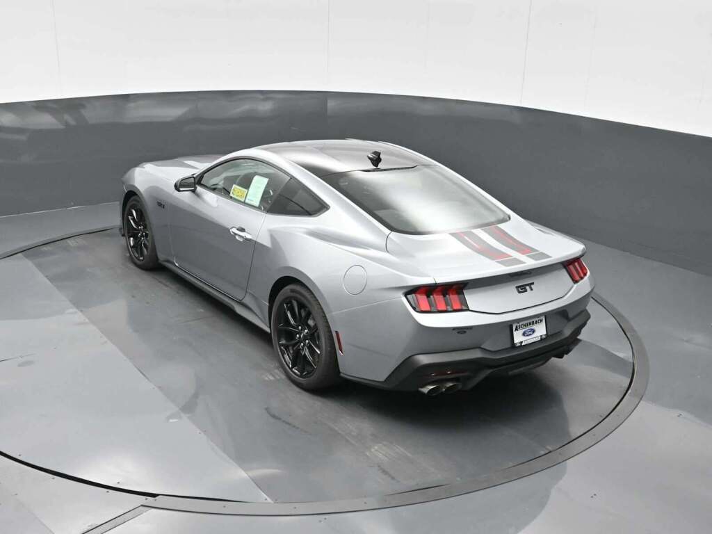 2025 Ford Mustang GT Premium Fastback