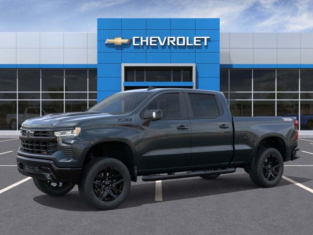 2026 Chevrolet Silverado 1500 4WD Crew Cab Standard Bed LT Trail Boss